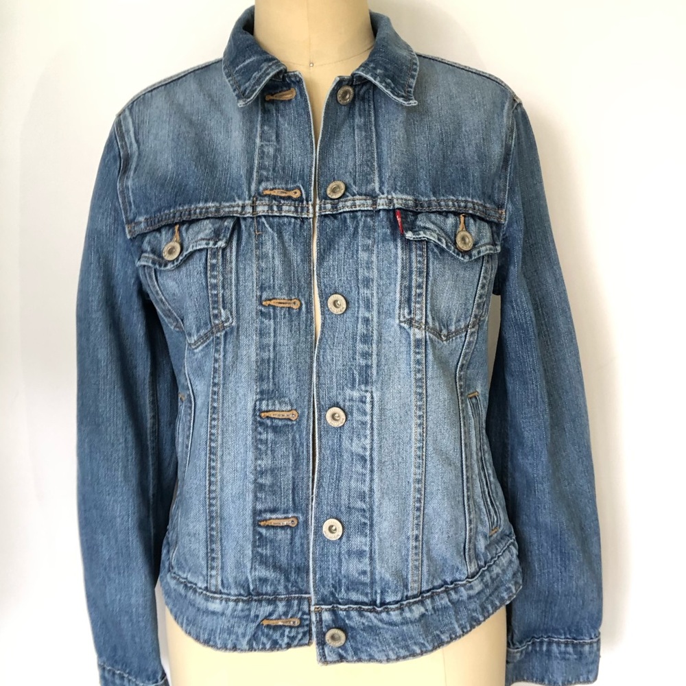 Levi’s San Francisco denim jacket, female